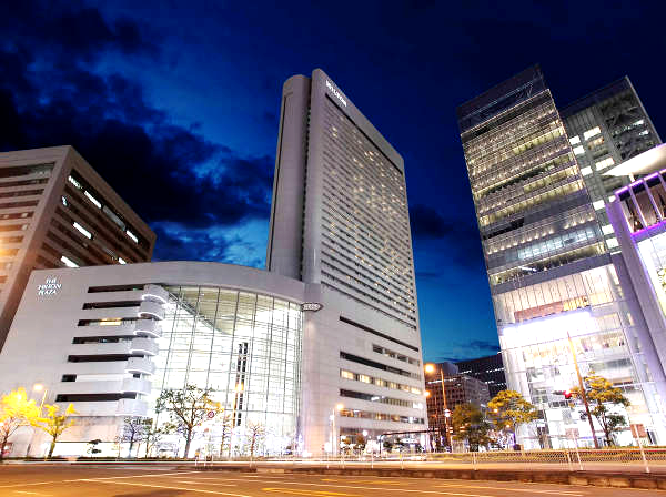 ヒルトン大阪／大阪府大阪市北区梅田１丁目８−８